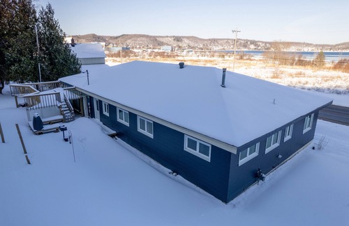 Munising Casa | Everything Munising: Minutes from Pictured Rocks