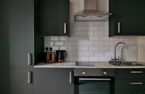 Newport Apartamento | Eveswell Studios Premium Studio 3