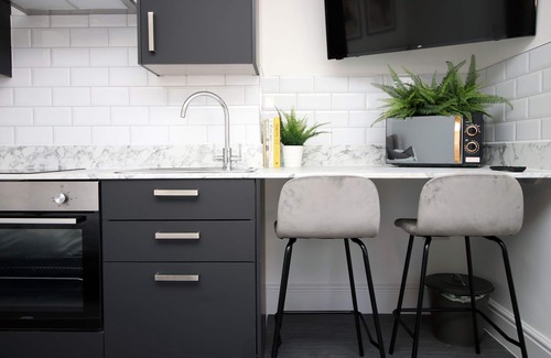 Newport Apartamento | Eveswell Studios Premium Studio 3