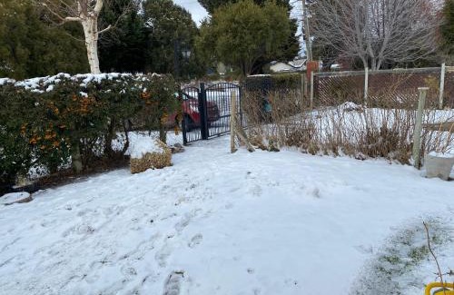 Dina Huapi Casa | Excelente Alojamiento a metros del Lago, Buenos Augurios