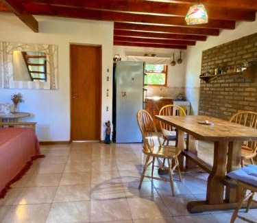 Dina Huapi Casa | Excelente Alojamiento a metros del Lago, Buenos Augurios