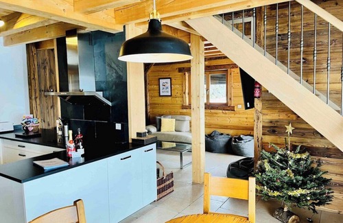 Huez-en-Oisans Chalet De Esquí | Hermoso chalet moderno en el pueblo de Huez Ideal para vacaciones de esquí y ciclismo