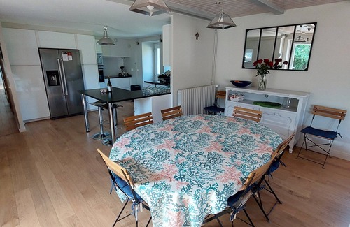 Saint-Philibert Casa | Exceptional longère in landscaped garden, with swimming pool and jacuzzi