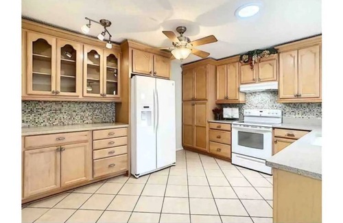 The Villages Casa | Exceptional Villa Close to Everything – Live Music, Dining & More!