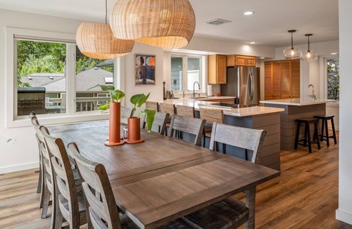 Sandpoint Casa | Exceptional Waterfront | Beach, Dog Friendly, Hot Tub