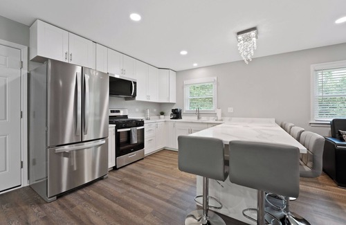 Willowbrook Casa | Exceptional Willowbrook retreat