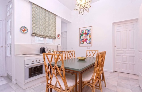 Museo Apartamento | Exclusive Apartment in Seville. Almansa II