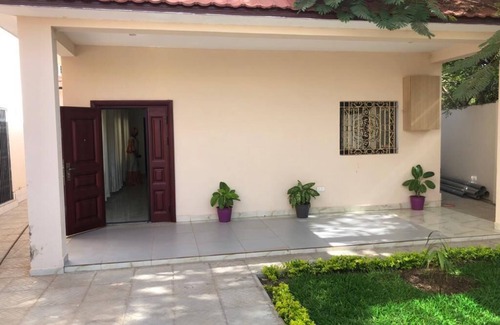 Bijilo Apartamento | Exclusive Kerr Serign Bungalow- Sondela Residence