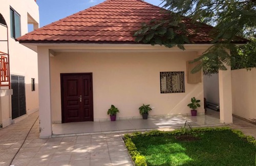 Bijilo Apartamento | Exclusive Kerr Serign Bungalow- Sondela Residence