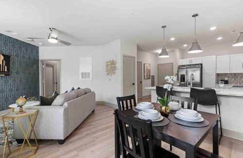 East Raleigh Apartamento | Exclusive Living 5 Min From Downtown