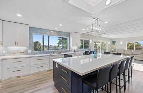 Vista Casa | 8 DORMITORIOS CON PISCINA Y TINA CALIENTE! PUNTOS DE VISTA! DUERME 20+