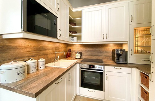 Hage Casa | Exclusive luxury vacation home right on the water with 5 stars in East Frisian Amb