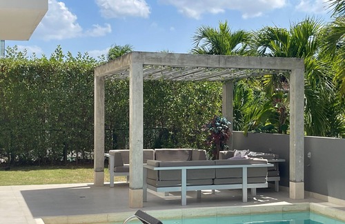Zona Norte Apartamento | Exclusive & Modern Apartment with Private Pool