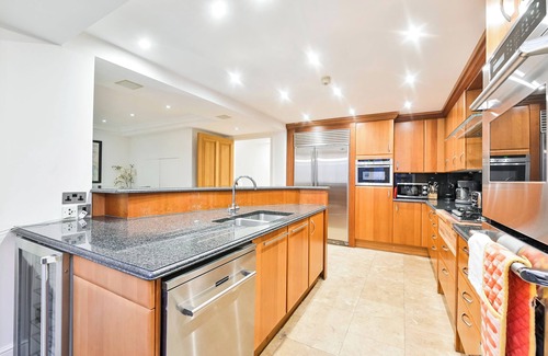 Knightsbridge Casa | Exclusive Townhouse next to Harrods.