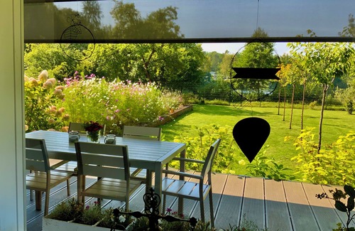 Ruckersdorf Casa | exclusiva casa de vacaciones justo en el lago en plena naturaleza