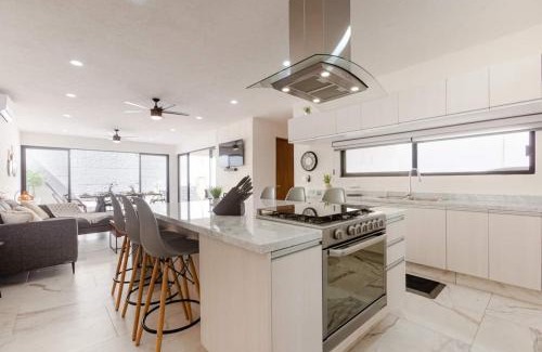 Playa del Carmen Villa | Exclusive Villa Bambu 10min To Beach Privatepool