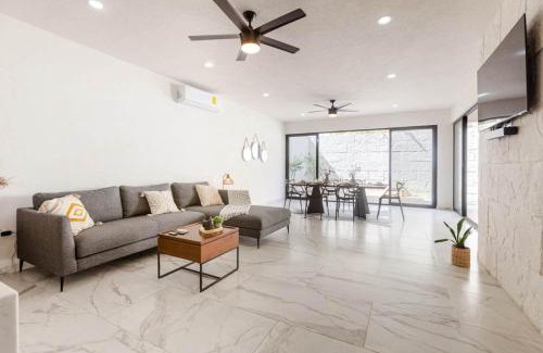 Playa del Carmen Villa | Exclusive Villa Bambu 10min To Beach Privatepool