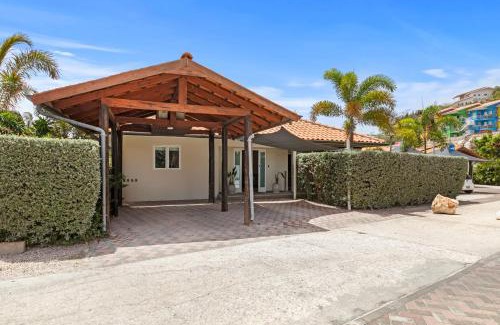 Willemstad Villa | Exclusive Villa - Private Pool - Vredenberg Village