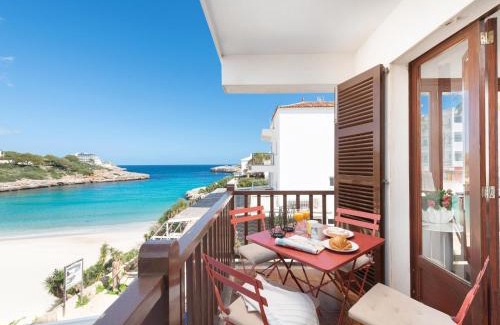 Cala Marcal Apartamento | Exclusivo Apartamento en la playa para 6 Personas