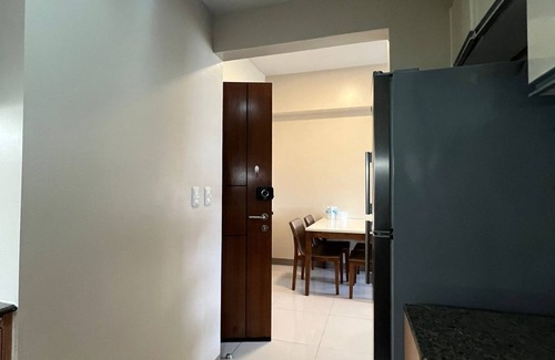 Lapu-Lapu Complejo | Executive 1BR One Manchester Place