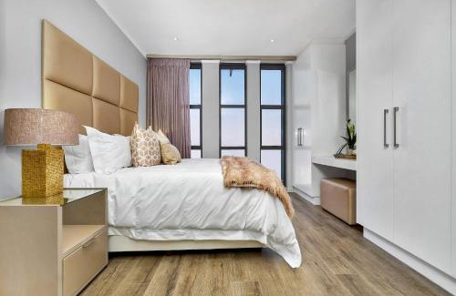 Greater Johannesburg Metropolitan Area Apartamento | Executive 3 bed apartment with balcony & Executive 2 bed apartment in Sandton