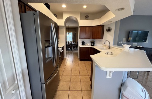 West Haven Casa | Executive 5 Bed 3 Bath Pool Home - INCLUDES POOL HEAT
