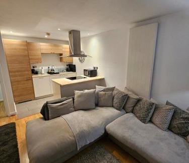 Stratford and New Town Apartamento | Executive Apartment with Exclusive London Views & Free Parking