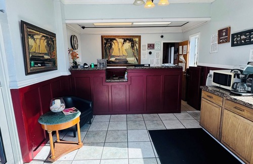 Pompano Beach Hotel | Executive Economy Lodge