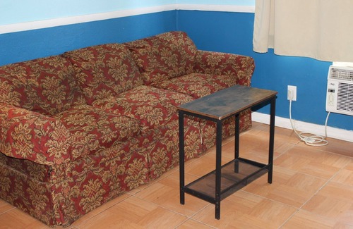 Pompano Beach Hotel | Executive Economy Lodge