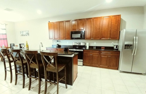 Legacy Park Casa | Villa ejecutiva 7BR y 4. 5 baños con piscina / SPA / sala de juegos cerca de DisneyWorld Orlando.