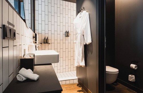 Downtown Hotel | Exeter Hotel