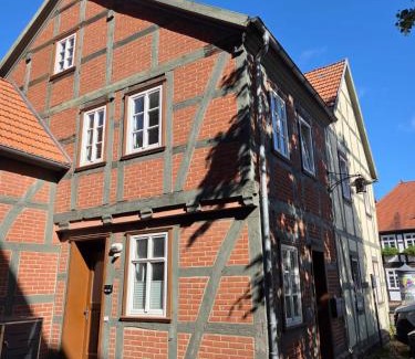 Osterburg Apartamento | Exklusive 1-Raum Ferienwohnung in Osterburg