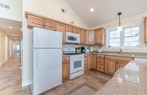 Kendall Casa | * TODO NUEVO ABIERTO MAYO DE 2019 * SWAN SHORES - PVT BEACH / DOCK; S HAVEN / SAUGATUCK AREA