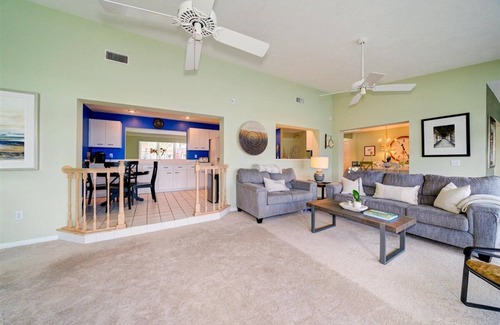 Harbor Bluffs Casa | Expansive water views at Belleair Beach - dock your boat, kayak, & have fun here