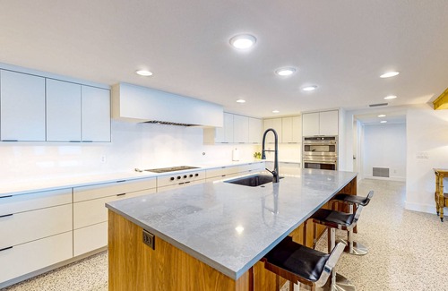 Mount Dora Casa | Experience Luxury and Charm at Our Lakefront Vacation Rental in Mount Dora, FL!