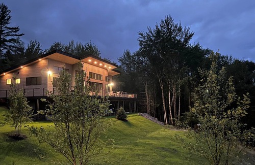 Bethlehem Casa | Experience luxury and comfort at the Retreat at Arrowhead in Bethlehem, NH