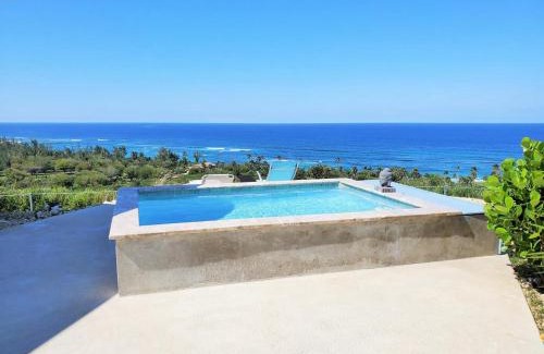 Aguacate Villa | Experience mesmerizing views at The Cliff House from your private plunge pool