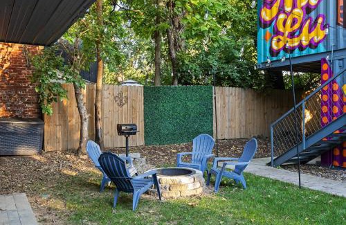 Phoenix Hill Apartamento | Experience the Unique Re-Nu Shipping Container #1