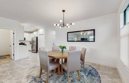 The Plantation Somerset Casa | Experience villa-style living in this brand-new, fully furnished home.