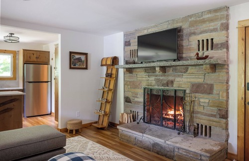 Wilmington Apartamento | Experience waterfront Adirondack charm near Whiteface Mountain