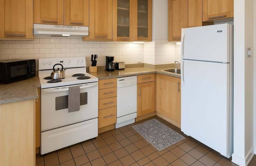 Hyde Park Apartamento | Explore Hyde Park: 2BR Apt on Blackstone Ave