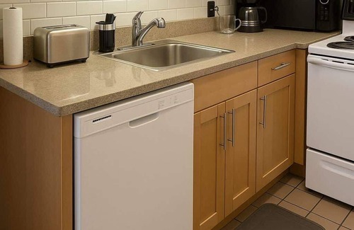Hyde Park Apartamento | Explore Hyde Park: 2BR Apt on Blackstone Ave
