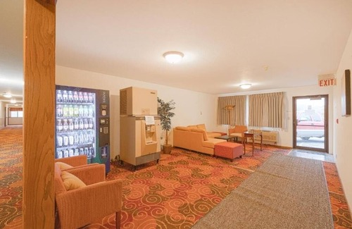 Harlan Hotel | Explore Prairie Rose, Pet Friendly Unit Stay w/ Parking Included