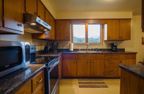 Normalville Casa | El Mill Run Manor / CAÍDA DEL AGUA HERMOSA POR MANSION