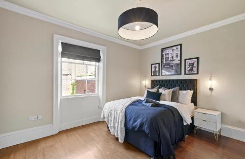 Wakefield Apartamento | Exquisite Georgian Apartment with Reserved Parking