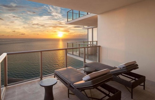 Seybold Apartamento | Exquisite private suite in St. Regis Bal Harbour Hotel