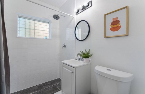 Northeast Miami Condominio | Exquisite Studio 15 min from the beach
