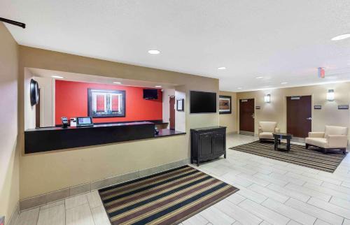 Wauwatosa Hotel | Extended Stay America Suites - Milwaukee - Wauwatosa