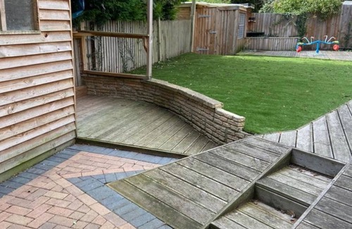 Little Stukeley Casa | Extensive 4 Bed close to Peterborough.