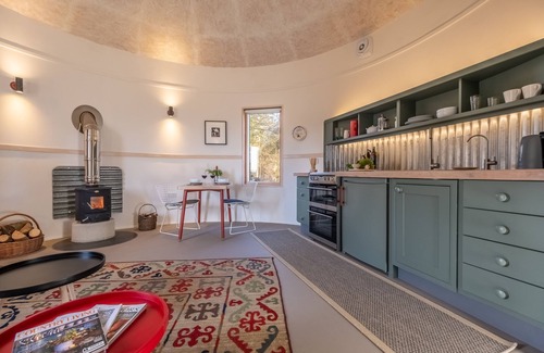 Parham Apartamento | Extraordinarily converted grain stores - The Silos